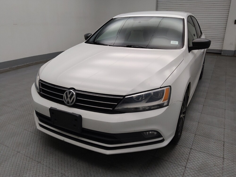 2016 Volkswagen Jetta in Lombard, IL 60148 - 18094086 15