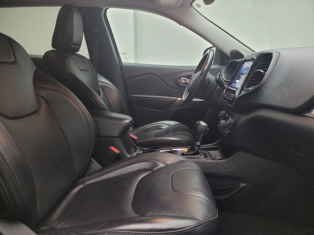 2020 Jeep Cherokee in Eastpointe, MI 48021 - 18094088 21