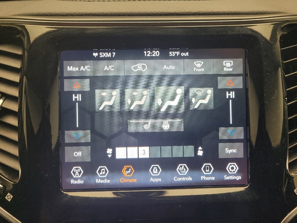 2020 Jeep Cherokee in Eastpointe, MI 48021 - 18094088 25