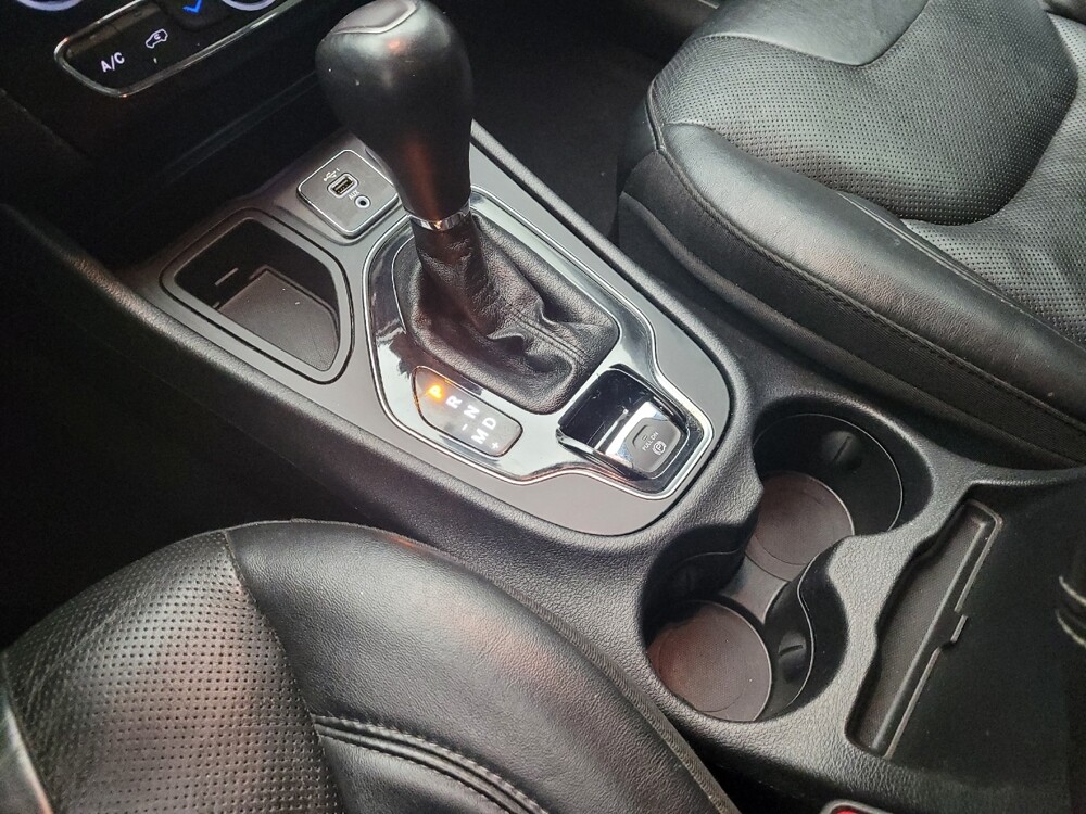 2020 Jeep Cherokee in Eastpointe, MI 48021 - 18094088 26