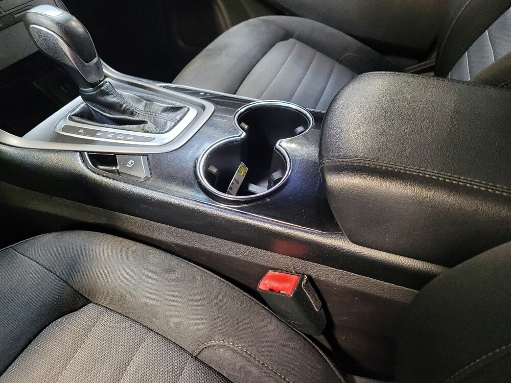 2017 Ford Edge in Riverside, CA 92504 - 18094091 26