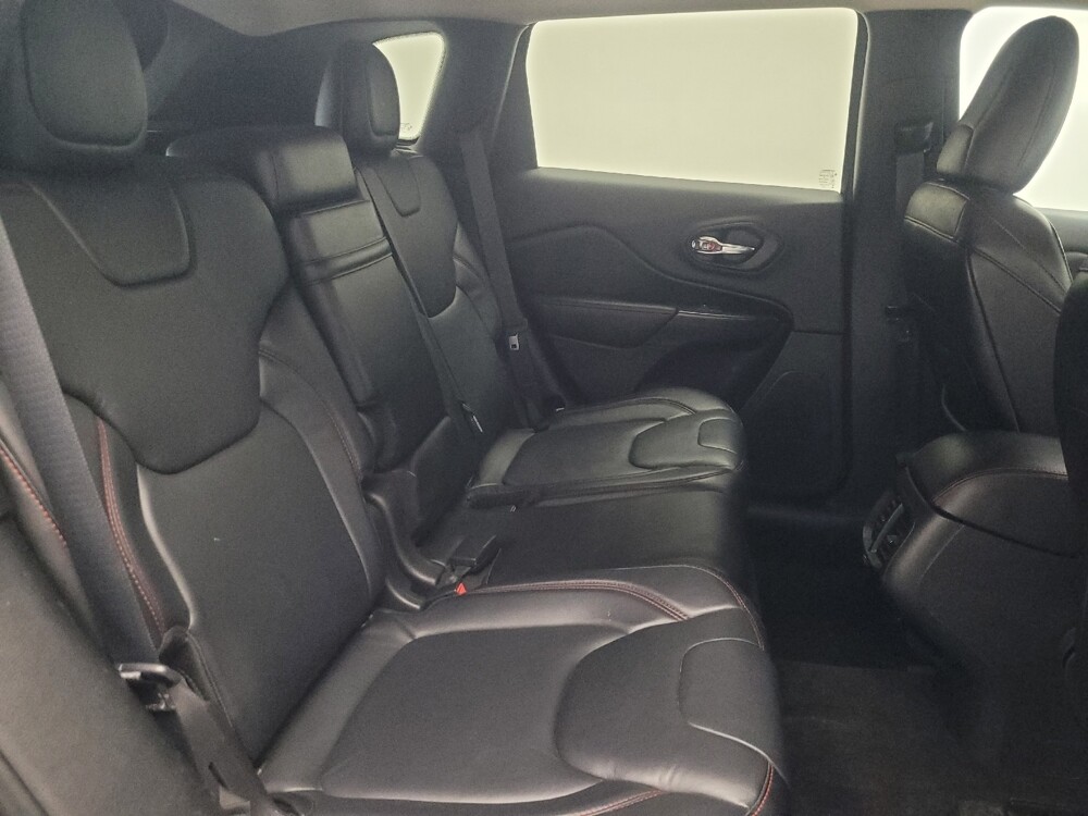 2014 Jeep Cherokee in Mishawaka, IN 46545 - 18094092 19