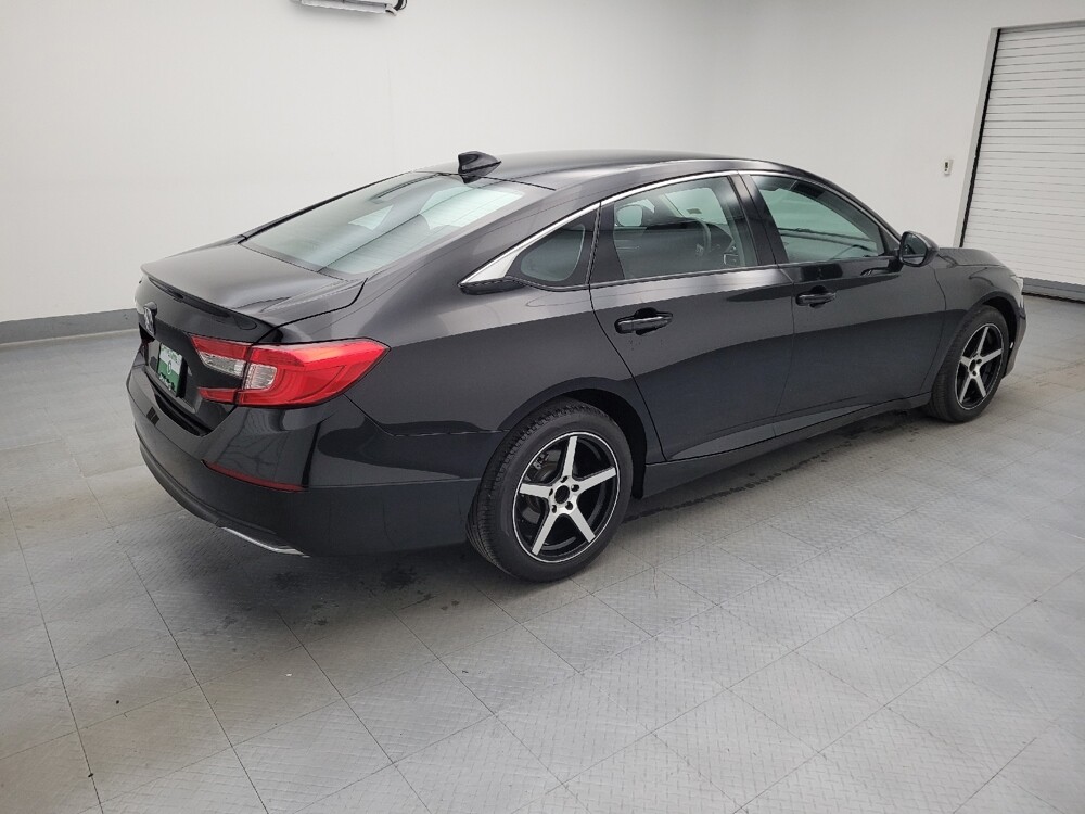 2019 Honda Accord in Fairfield, OH 45014 - 18094094 10