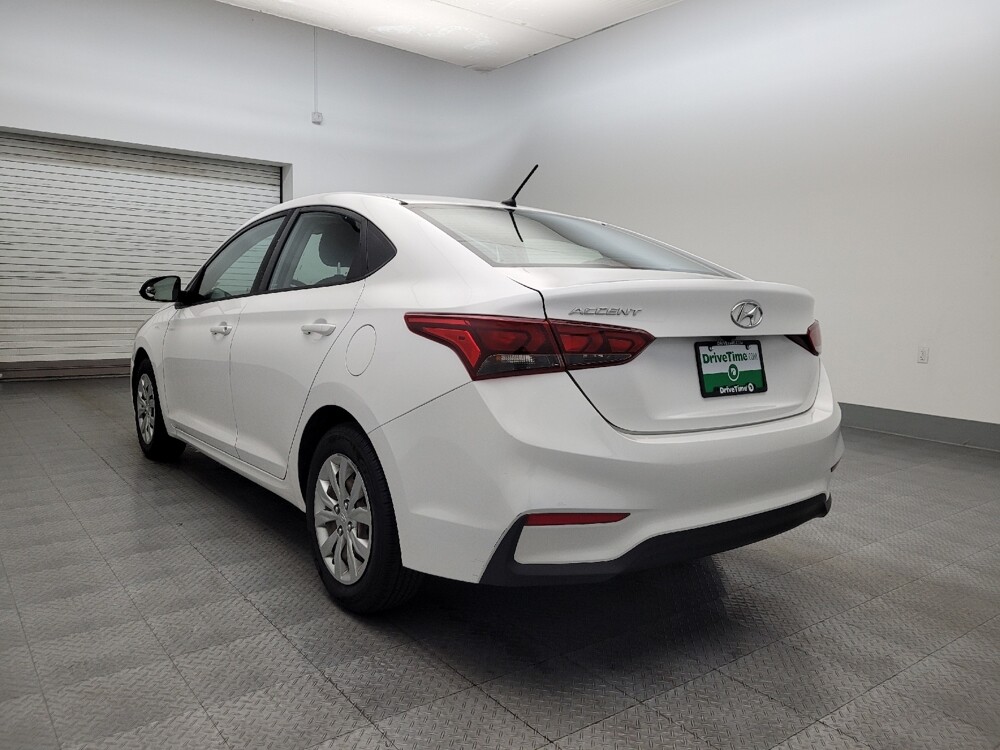 2018 Hyundai Accent in Phoenix, AZ 85015 - 18094095 5