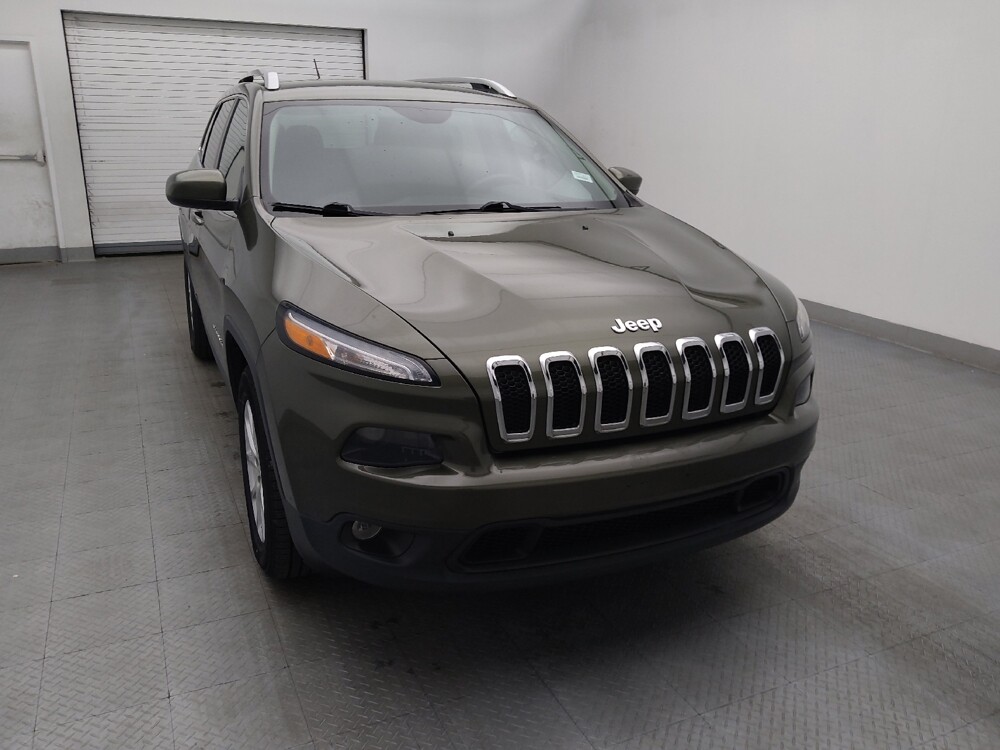2018 Jeep Cherokee in Greenville, SC 29607 - 18094105 14