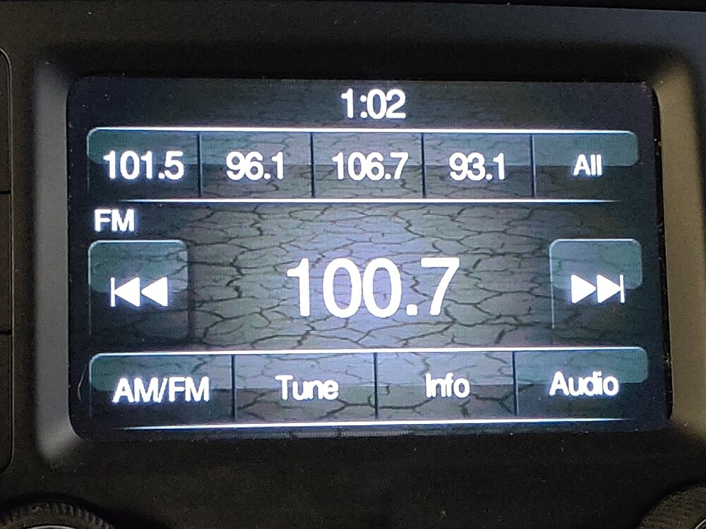 2018 Jeep Cherokee in Greenville, SC 29607 - 18094105 25