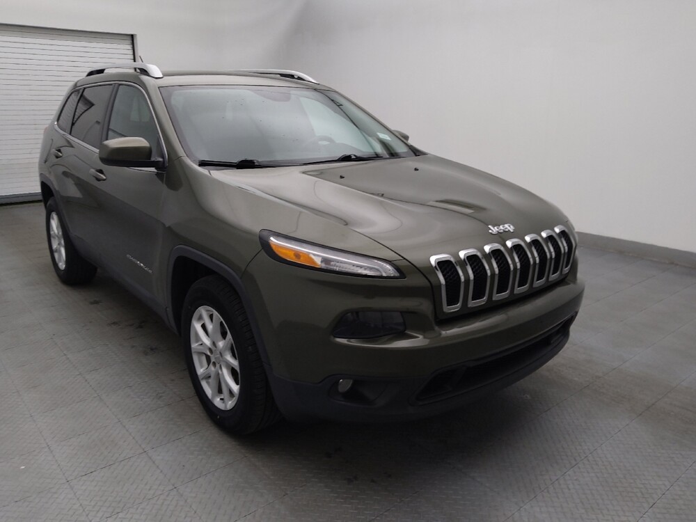 2018 Jeep Cherokee in Greenville, SC 29607 - 18094105 13