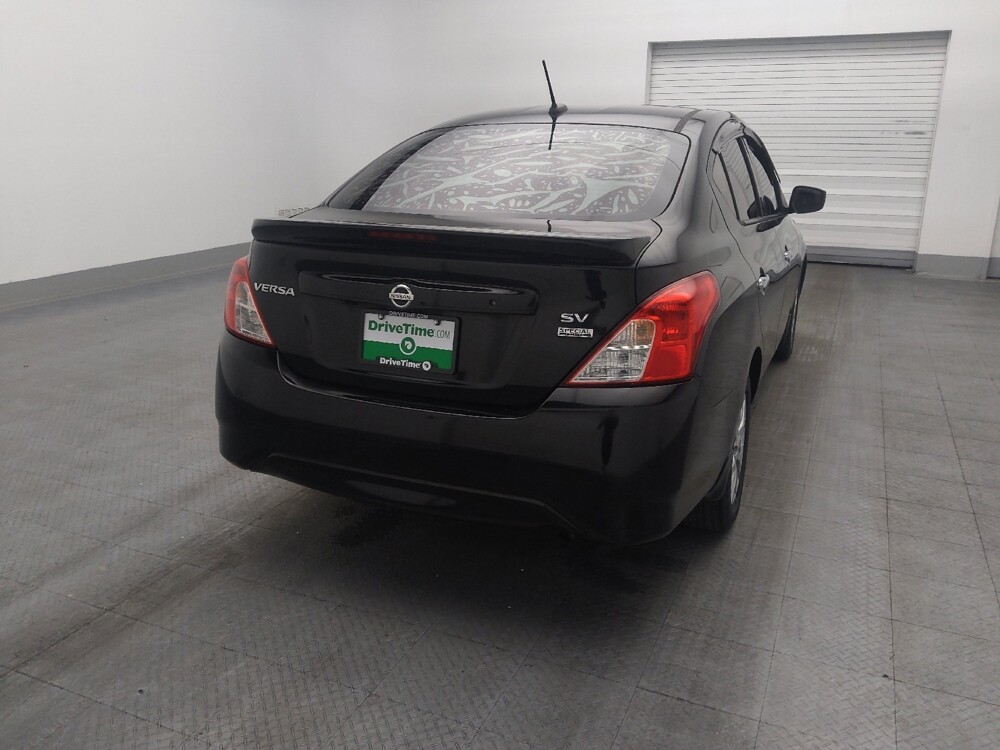 2018 Nissan Versa in Gainesville, FL 32609 - 18094107 7