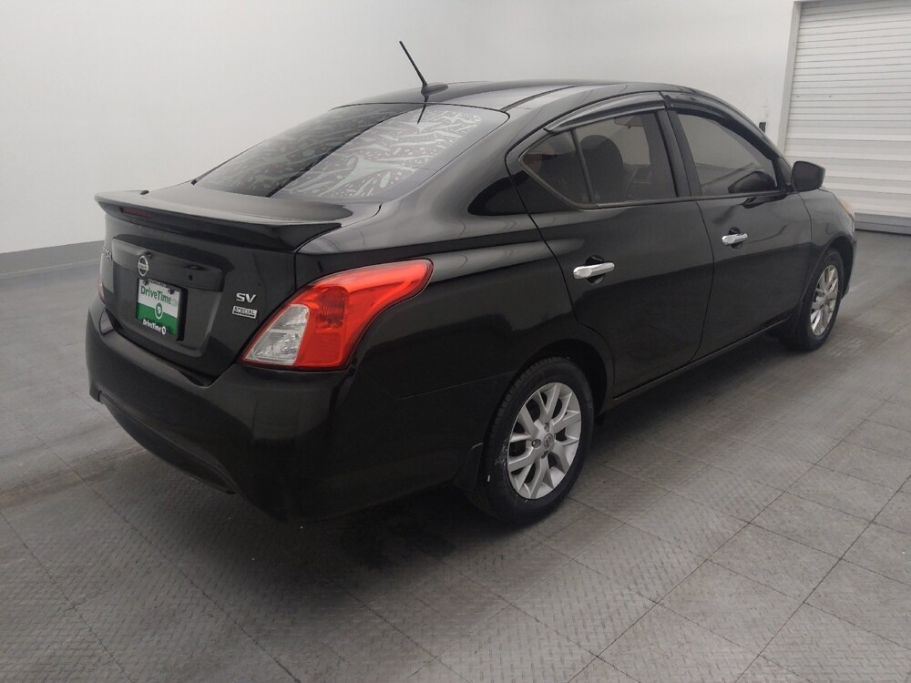 2018 Nissan Versa in Gainesville, FL 32609 - 18094107 9