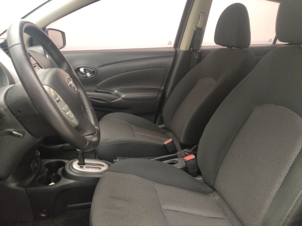 2018 Nissan Versa in Gainesville, FL 32609 - 18094107 17