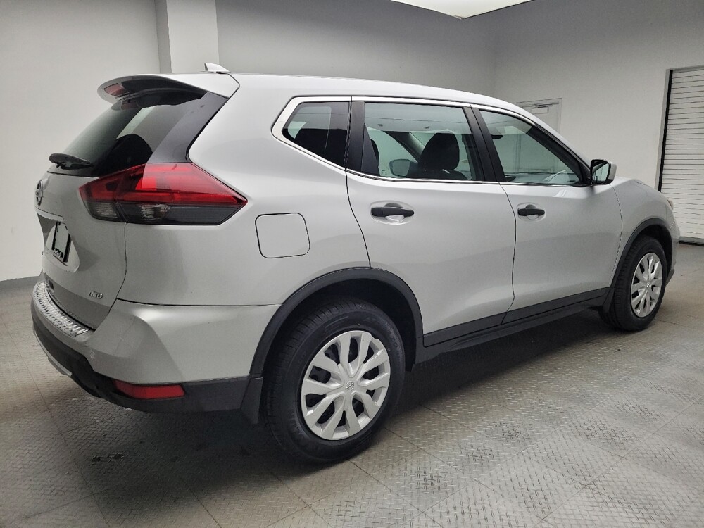 2019 Nissan Rogue in Eastpointe, MI 48021 - 18094110 10