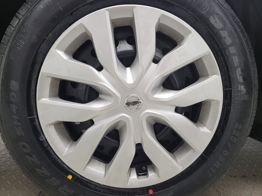 2019 Nissan Rogue in Eastpointe, MI 48021 - 18094110 31