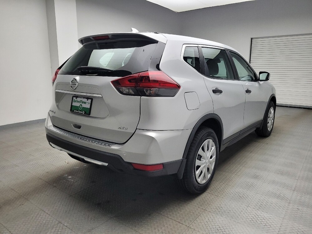 2019 Nissan Rogue in Eastpointe, MI 48021 - 18094110 9