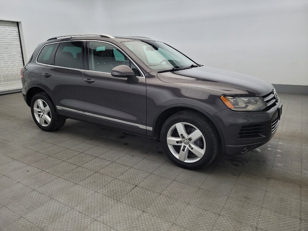 2013 Volkswagen Touareg in Chesapeake, VA 23320 - 18094111 11