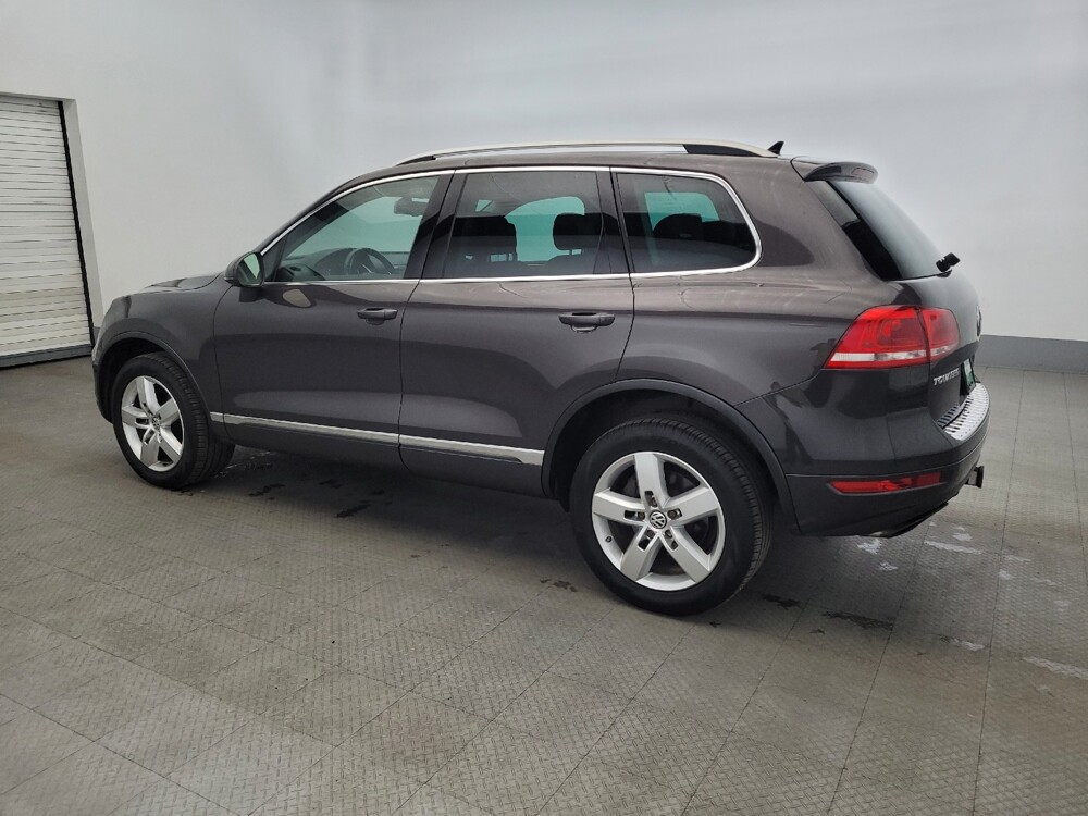 2013 Volkswagen Touareg in Chesapeake, VA 23320 - 18094111 3