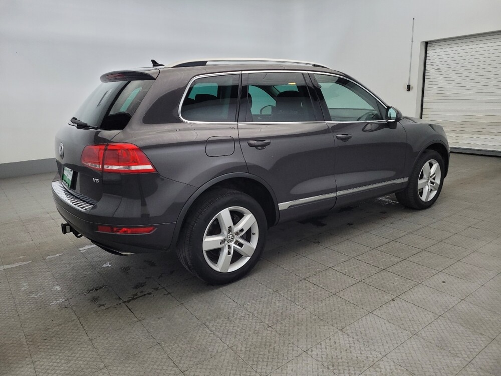 2013 Volkswagen Touareg in Chesapeake, VA 23320 - 18094111 10