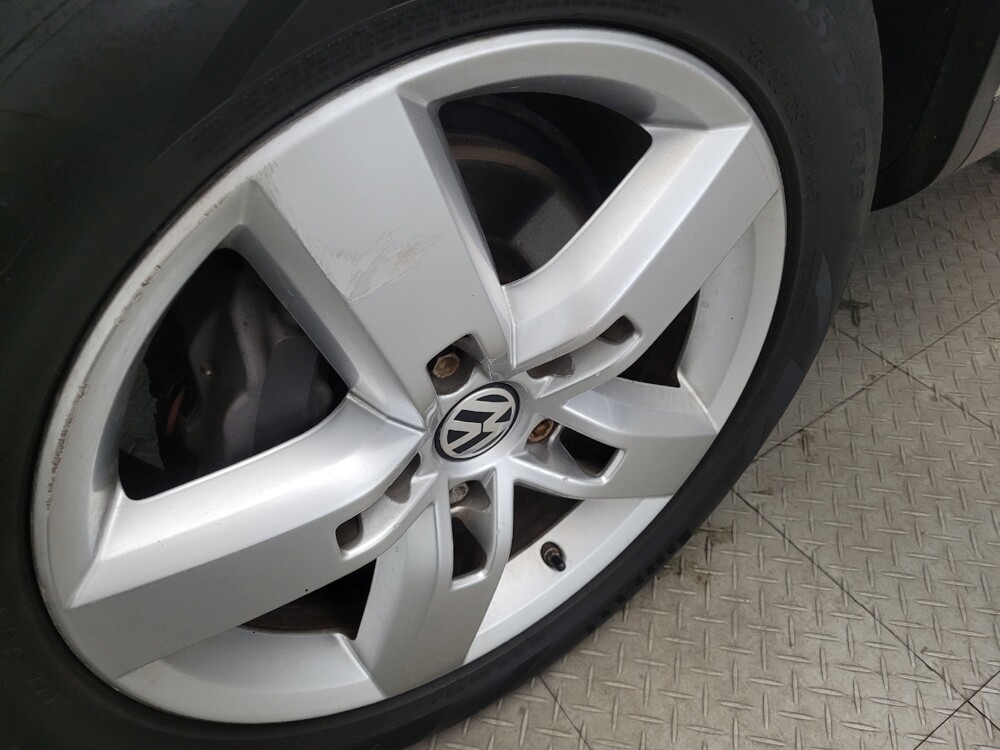 2013 Volkswagen Touareg in Chesapeake, VA 23320 - 18094111 31