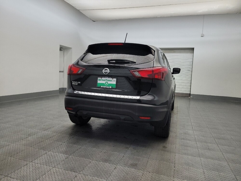 2017 Nissan Rogue Sport in Tucson, AZ 85705 - 18094113 7