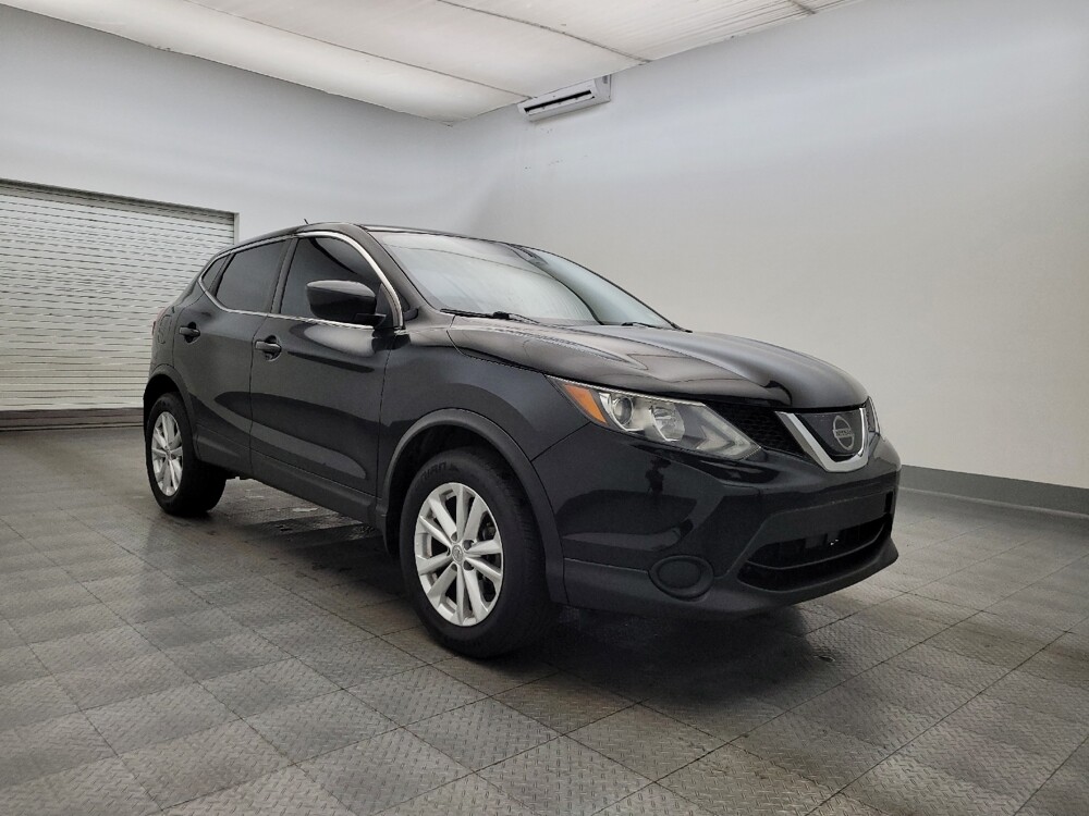 2017 Nissan Rogue Sport in Tucson, AZ 85705 - 18094113 13