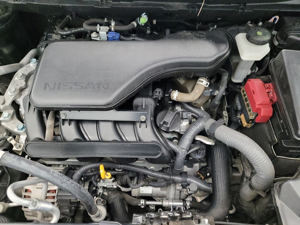 2017 Nissan Rogue Sport in Tucson, AZ 85705 - 18094113 30