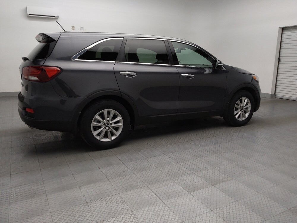2019 Kia Sorento in Fort Worth, TX 76116 - 18094114 10