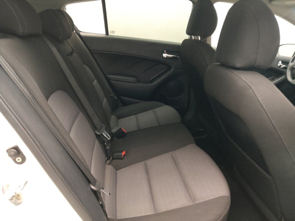 2016 Kia Forte in Temple, TX 76502 - 18094115 19