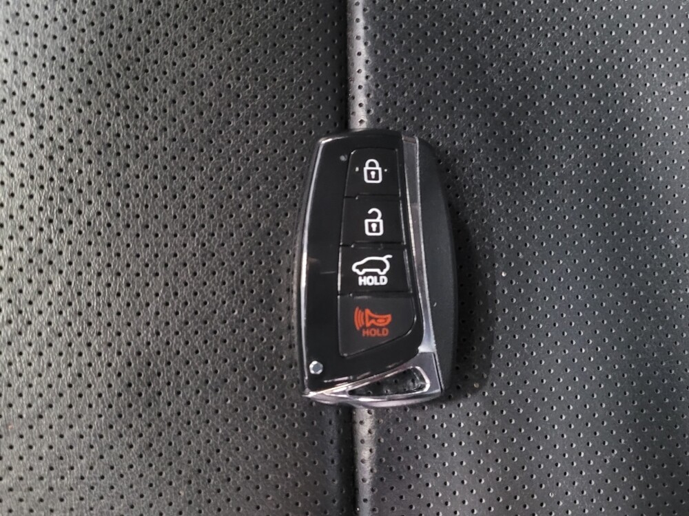 2017 Hyundai Santa Fe in Orlando, FL 32808 - 18094116 32