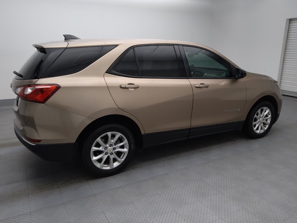 2018 Chevrolet Equinox in Denver, CO 80012 - 18094123 10