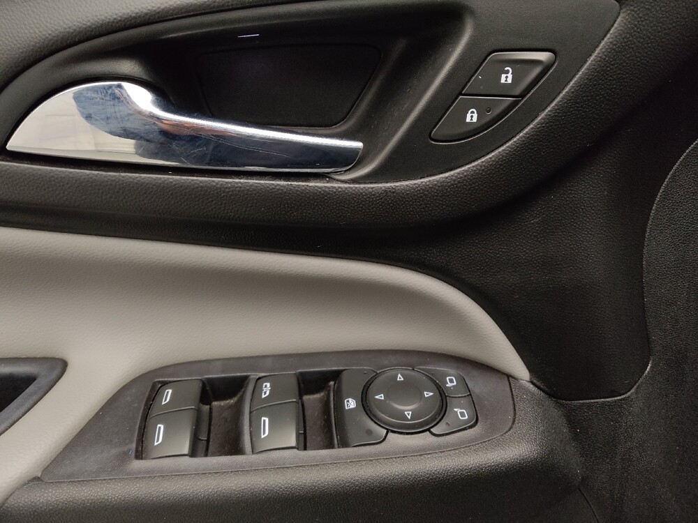 2018 Chevrolet Equinox in Denver, CO 80012 - 18094123 27