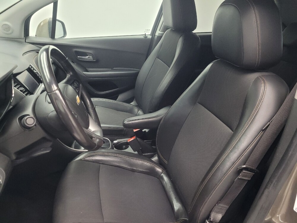 2022 Chevrolet Trax in Mishawaka, IN 46545 - 18094129 17