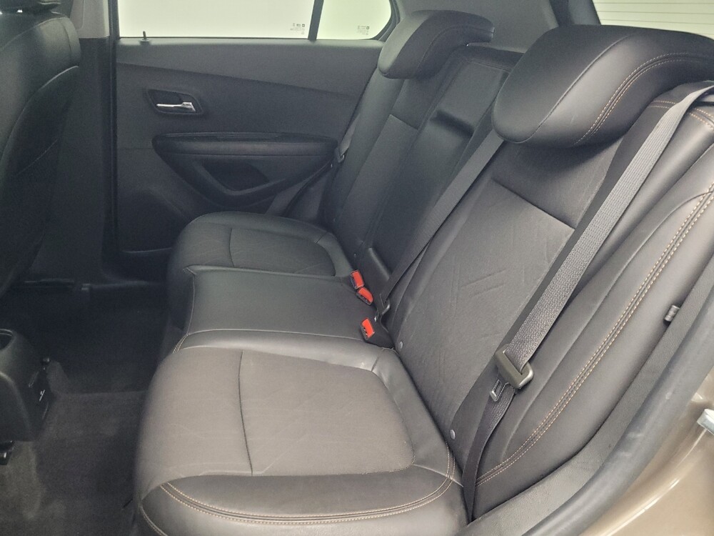 2022 Chevrolet Trax in Mishawaka, IN 46545 - 18094129 18