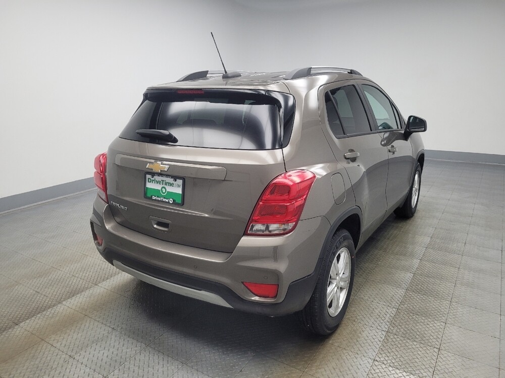 2022 Chevrolet Trax in Mishawaka, IN 46545 - 18094129 9