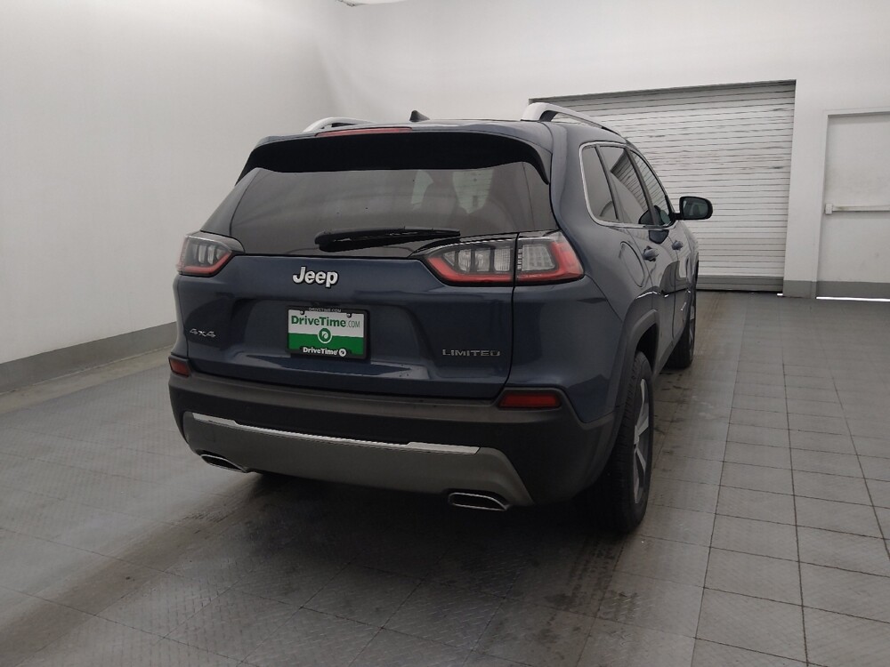 2019 Jeep Cherokee in Tampa, FL 33612 - 18094132 7