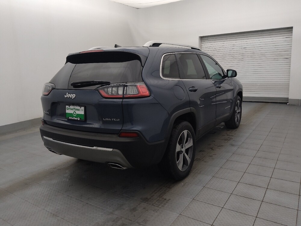 2019 Jeep Cherokee in Tampa, FL 33612 - 18094132 9