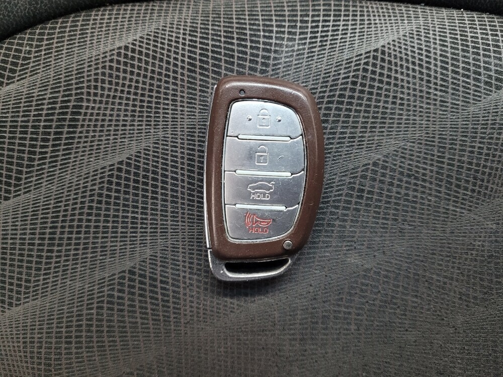 2017 Hyundai Sonata in Las Vegas, NV 89104 - 18094135 32