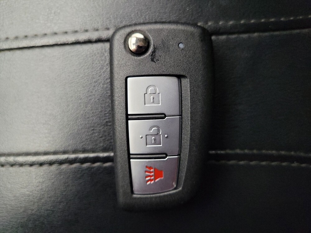 2019 Nissan Rogue in Greenville, SC 29607 - 18094146 32