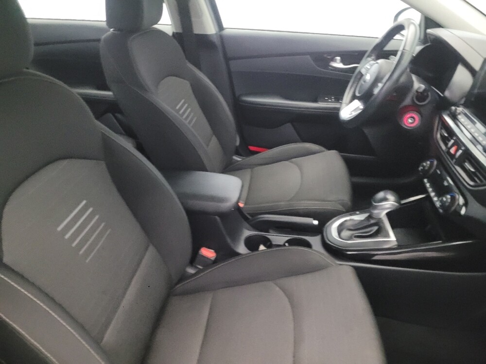 2019 Kia Forte in New Castle, DE 19720 - 18094148 21