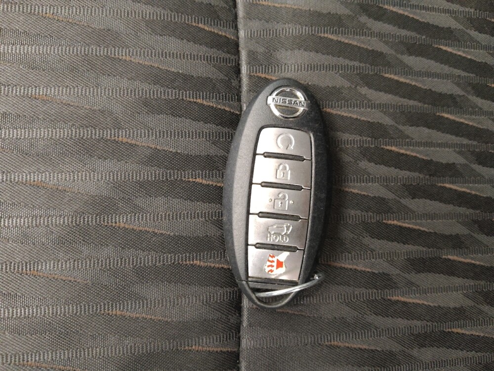 2018 Nissan Rogue in Independence, MO 64055 - 18094155 32