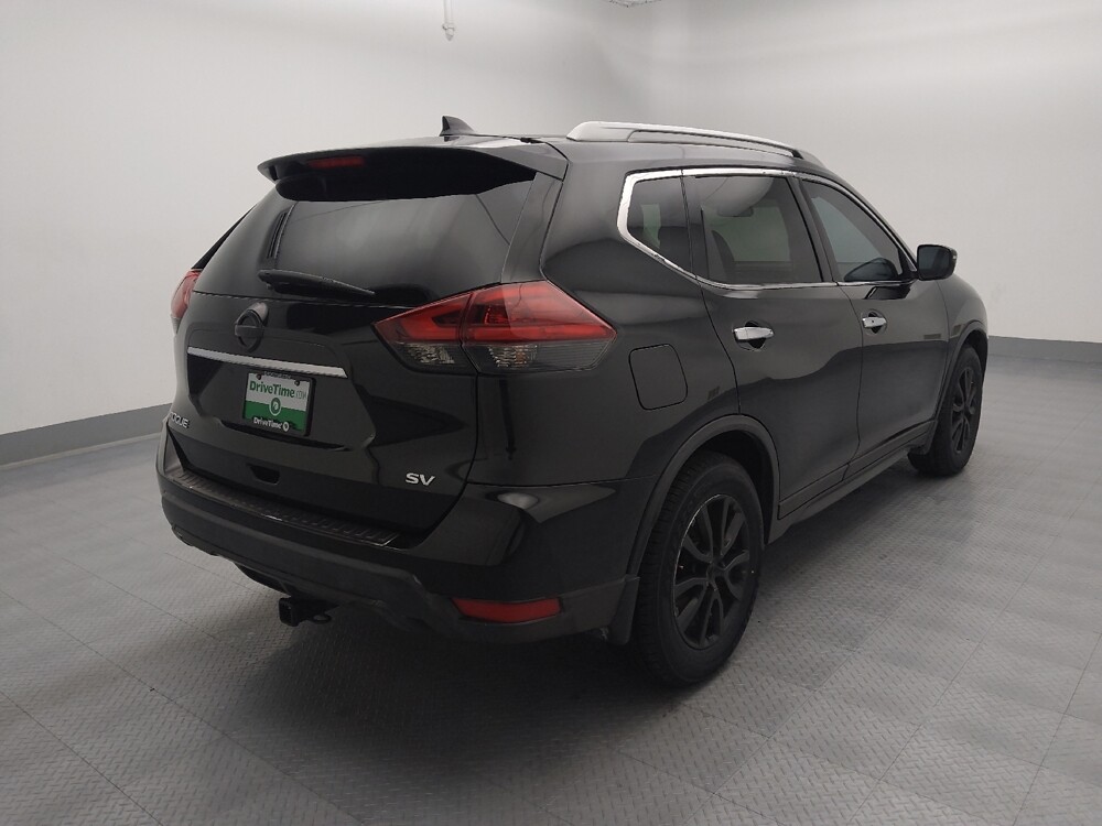2018 Nissan Rogue in Independence, MO 64055 - 18094155 9