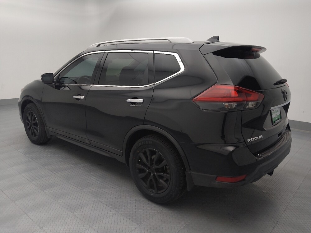 2018 Nissan Rogue in Independence, MO 64055 - 18094155 3