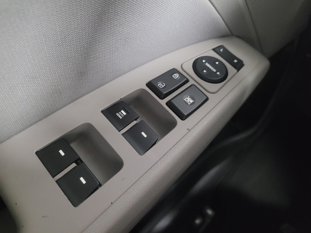 2019 Hyundai Elantra in Pelham, AL 35124 - 18094156 27