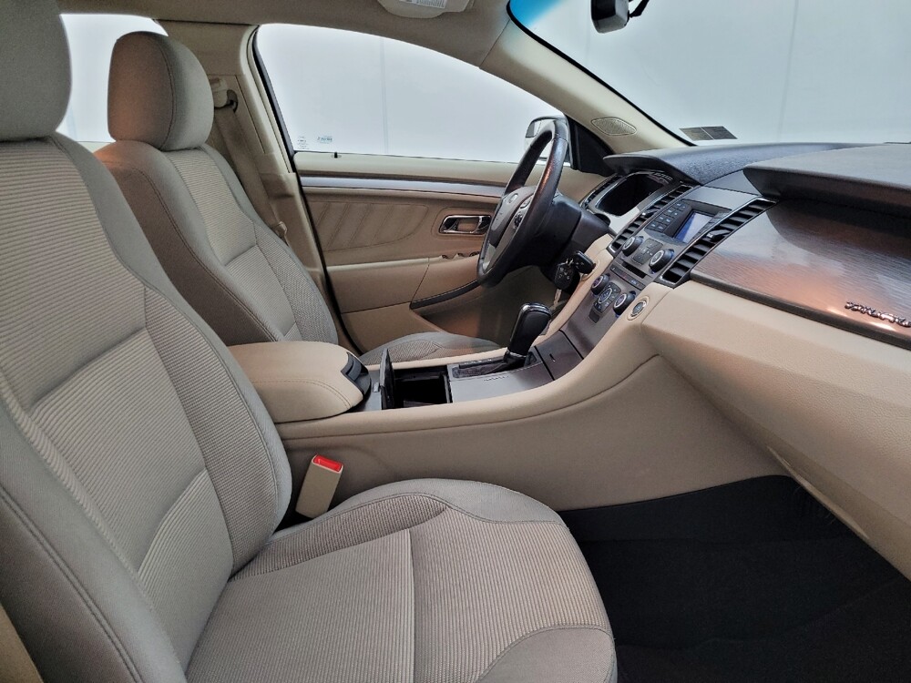 2017 Ford Taurus in Plymouth Meeting, PA 19462 - 18094159 21