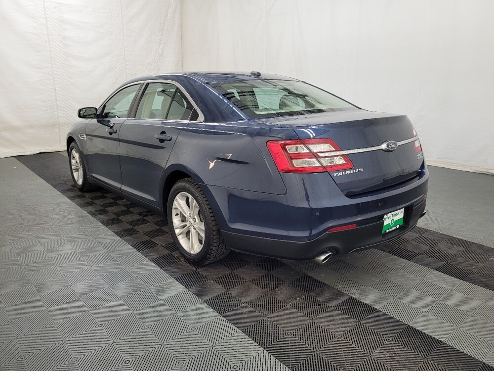 2017 Ford Taurus in Plymouth Meeting, PA 19462 - 18094159 5