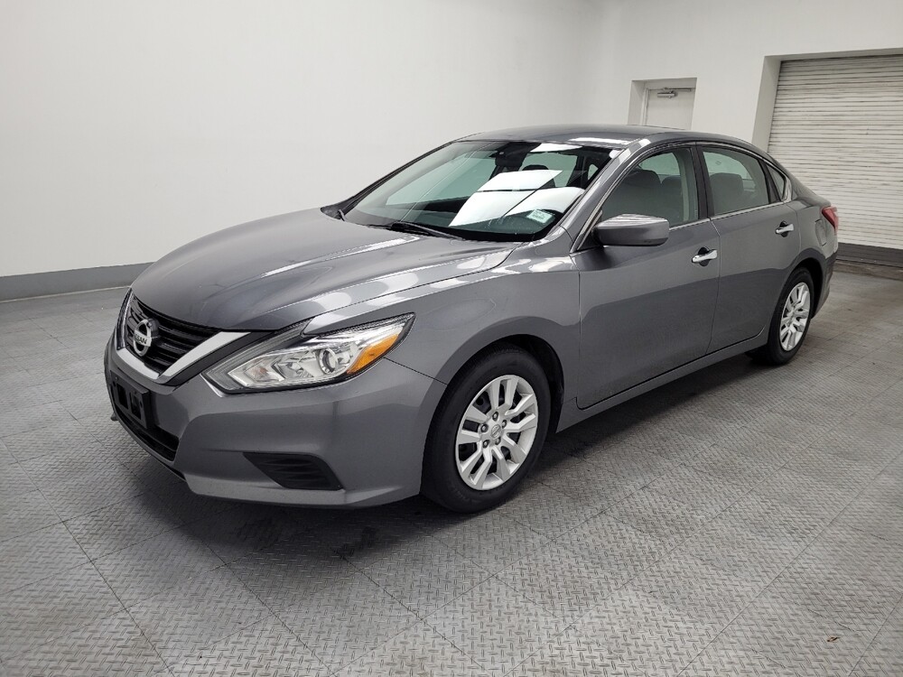 2017 Nissan Altima in Las Vegas, NV 89104 - 18094164 2