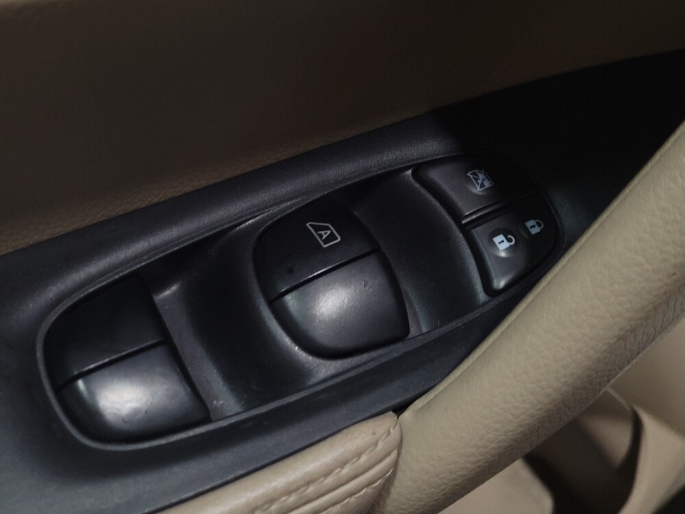 2015 Nissan Rogue in New Castle, DE 19720 - 18094170 27