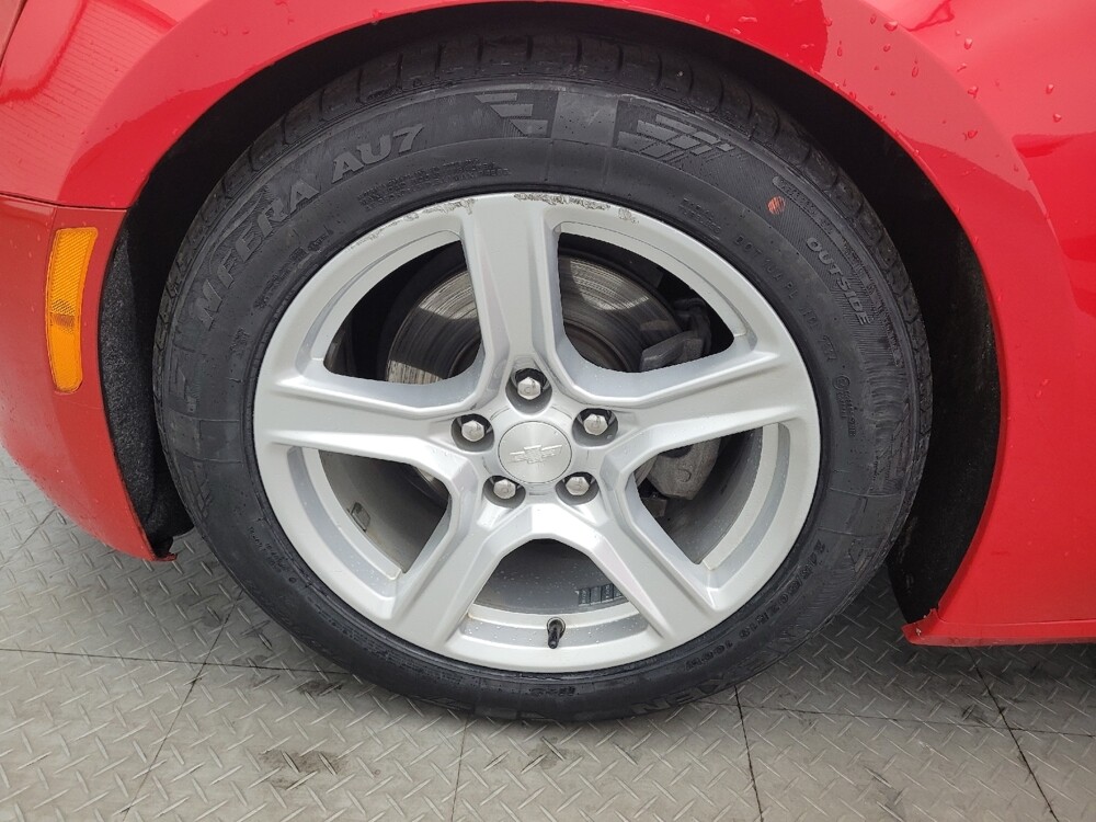 2022 Chevrolet Camaro in Greenville, SC 29607 - 18094171 31