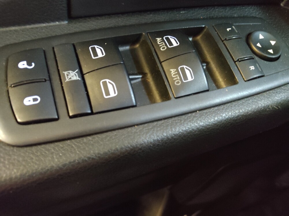 2018 RAM 1500 in Greenville, SC 29607 - 18094173 27