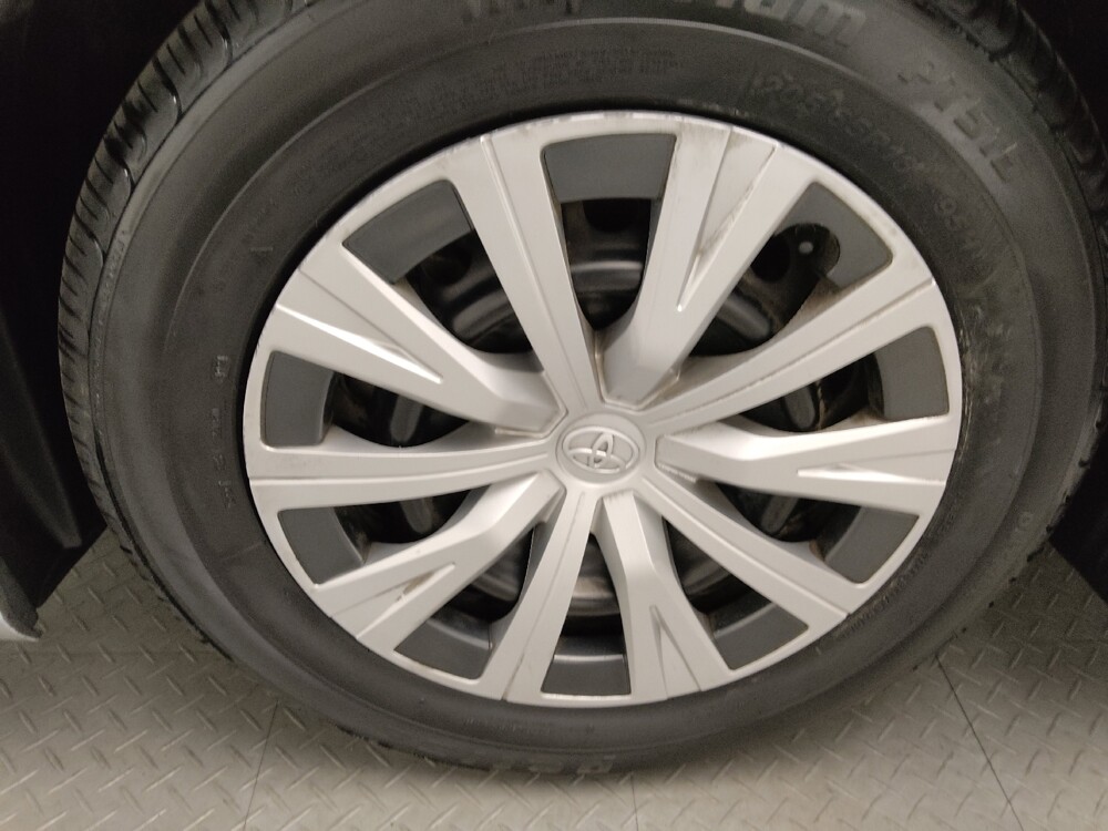 2018 Toyota Camry in Arlington, TX 76011 - 18094187 31