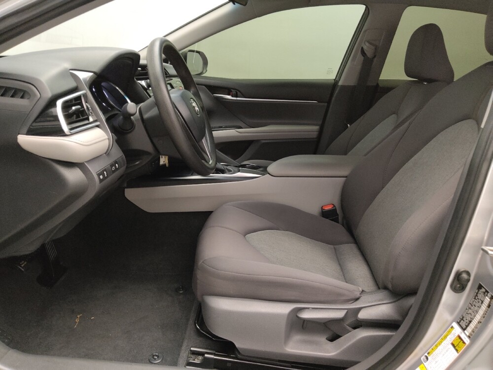 2018 Toyota Camry in Arlington, TX 76011 - 18094187 17