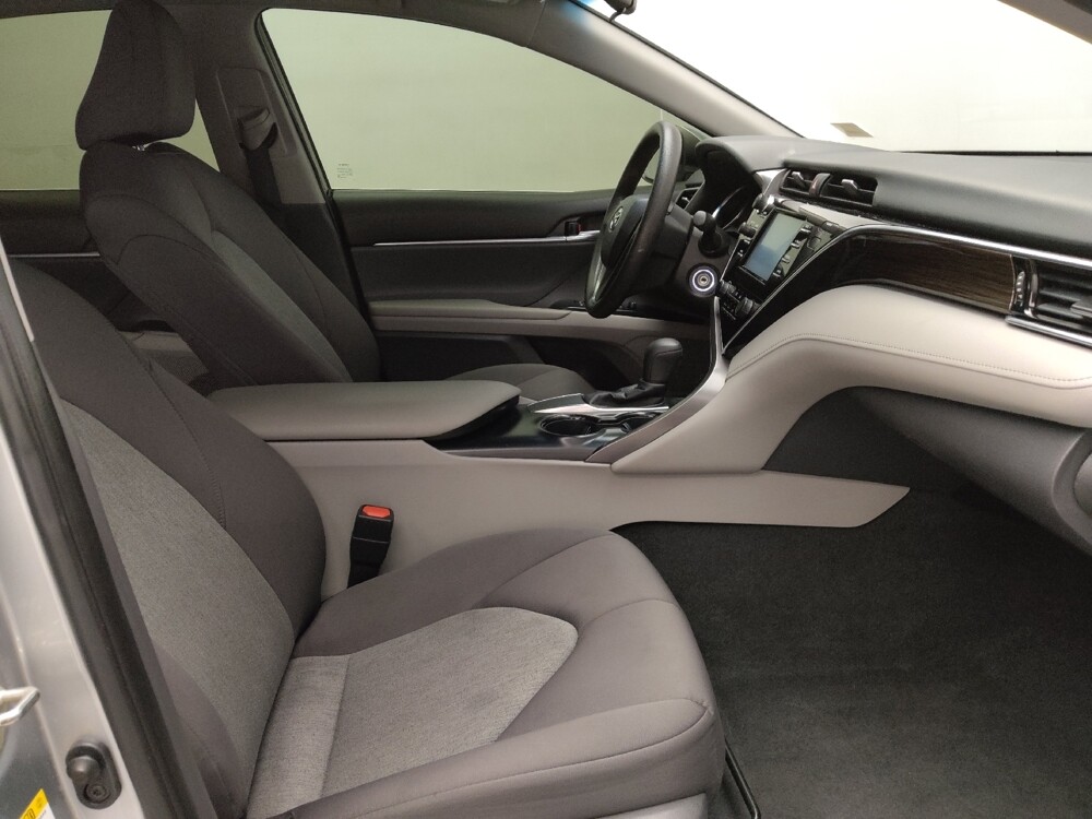 2018 Toyota Camry in Arlington, TX 76011 - 18094187 21